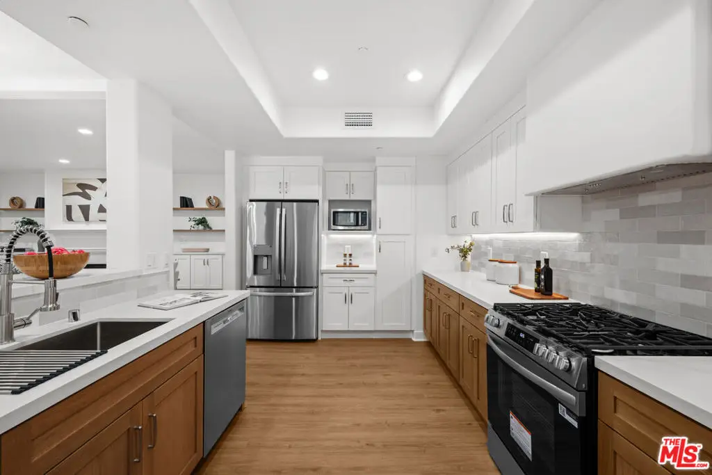 11115 Acama Street #104, Studio City, CA 91602 - #1