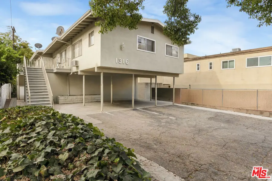 1316 Barrington Way, Glendale, CA 91206 - #2