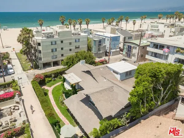 15 30th Avenue, Los Angeles, CA 90291