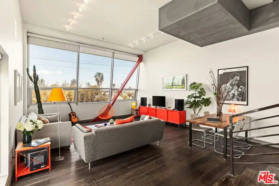 615 Hampton Drive #B301, Venice, CA 90291 - #2
