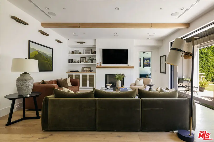 12406 Milbank Street, Studio City, CA 91604 - #2