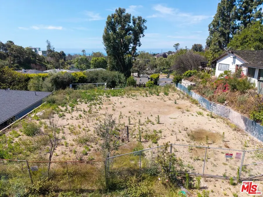 1025 Las Pulgas Road, Pacific Palisades, CA 90272 - #2