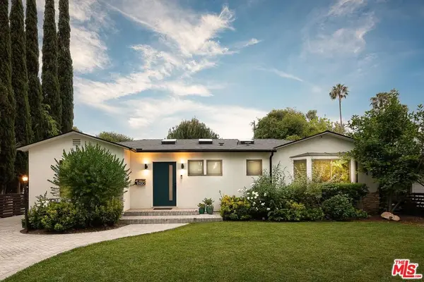 11920 Hartsook Street, Valley Village, CA 91607