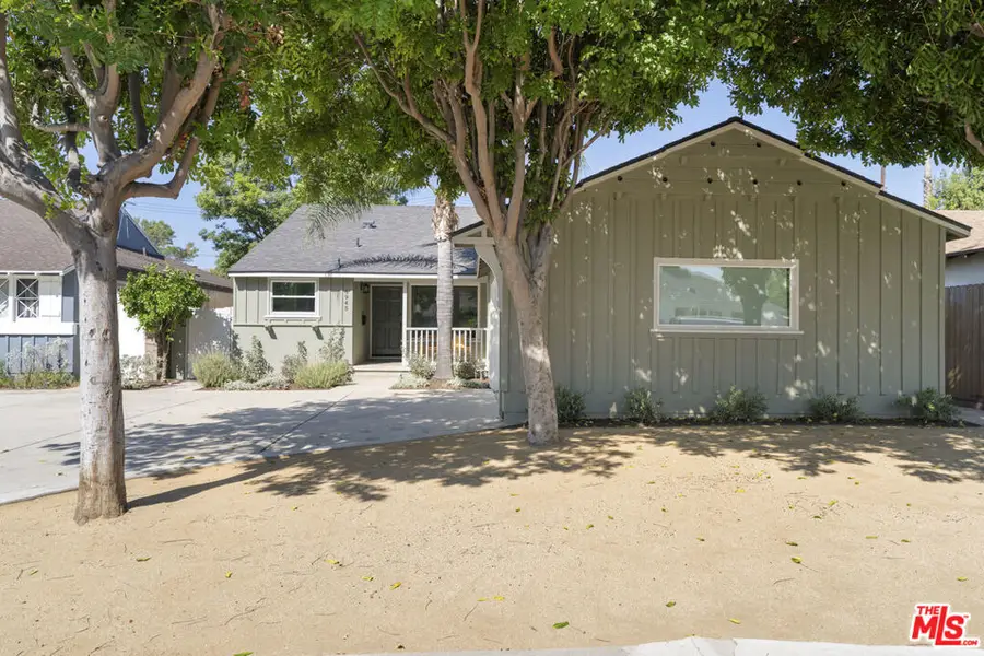 6945 Cedros Avenue, Van Nuys, CA 91405 - #2