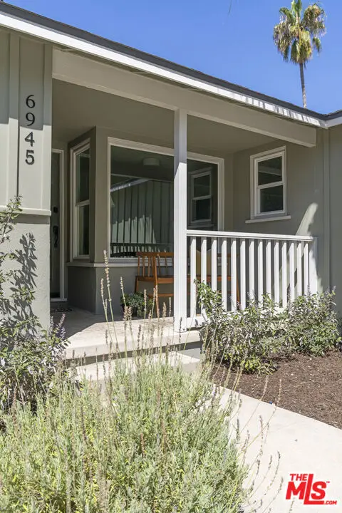 6945 Cedros Avenue, Van Nuys, CA 91405 - #3