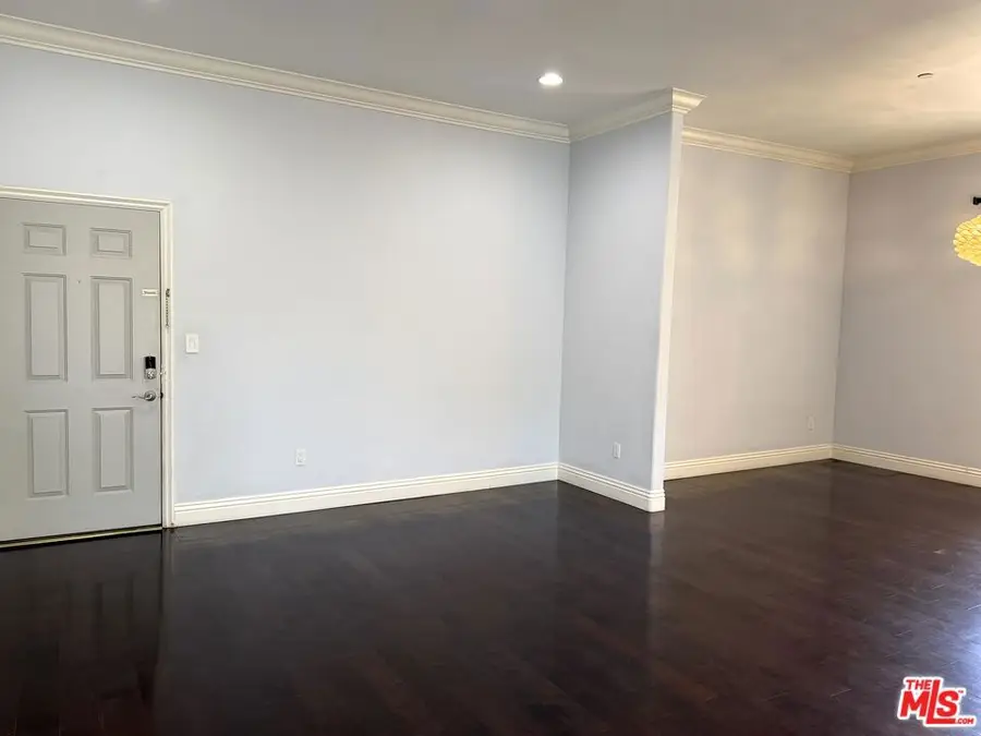 14315 Magnolia Boulevard #101, Van Nuys, CA 91423 - #3