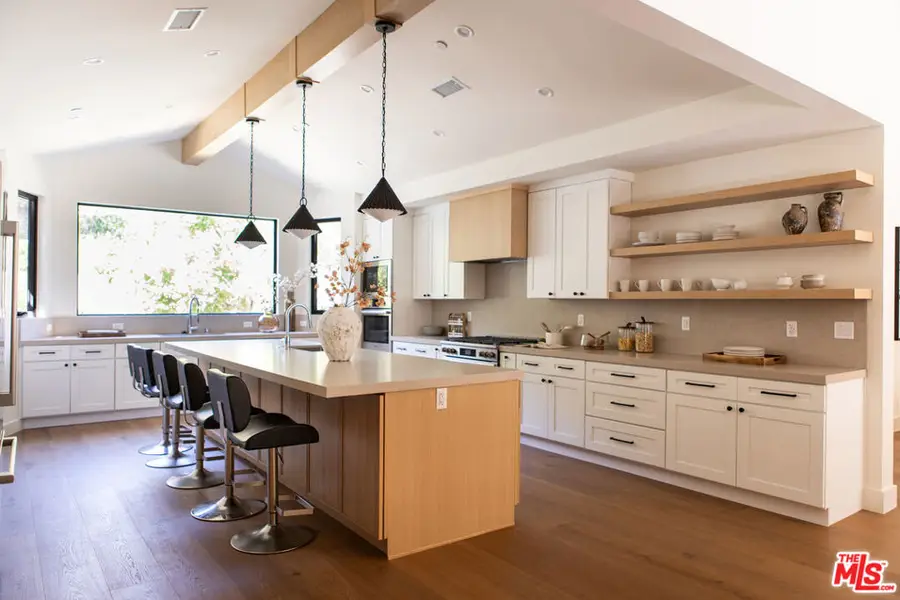 3436 Longridge Avenue, Sherman Oaks, CA 91423 - #3
