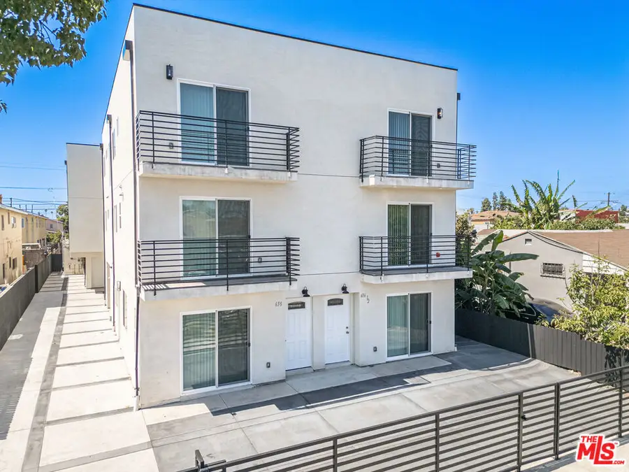 636 W 76th Street, Los Angeles, CA 90044 - #2