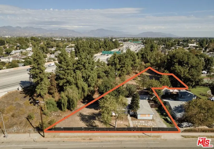 10810 Woodley Avenue, Granada Hills, CA 91344 - #3