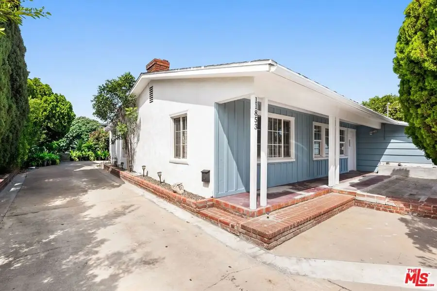 11853 Cantara Street, North Hollywood, CA 91605 - #2