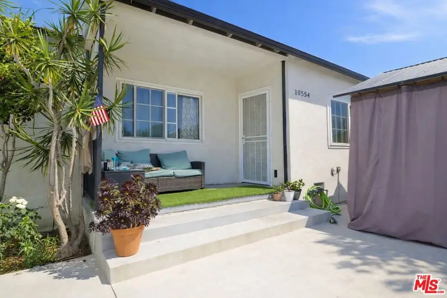 10554 Lanark Street, Sun Valley, CA 91352 - #2