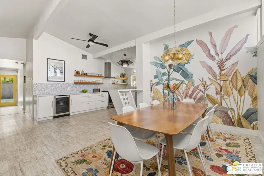 547 N Sunrise Way, Palm Springs, CA 92262 - #3