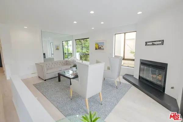 9033 Vista Grande Street #3, West Hollywood, CA 90069