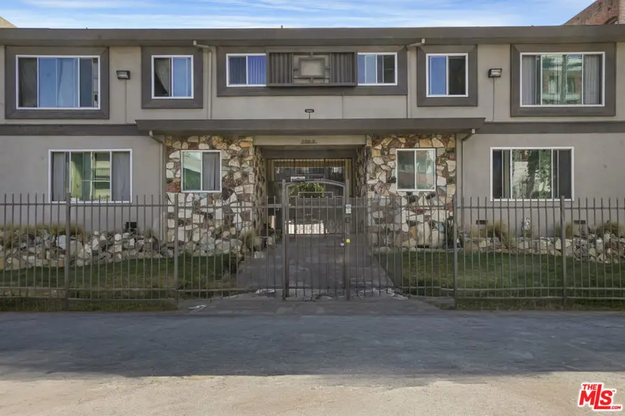 228 S Mariposa Avenue, Los Angeles, CA 90004 - #2