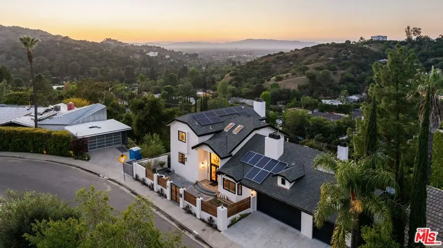 11559 Dona Teresa Drive, Studio City, CA 91604 - #2
