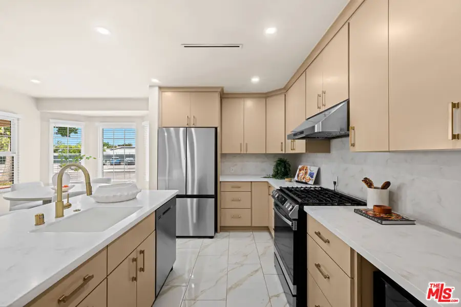 1444 N Ontario Street, Burbank, CA 91505 - #3