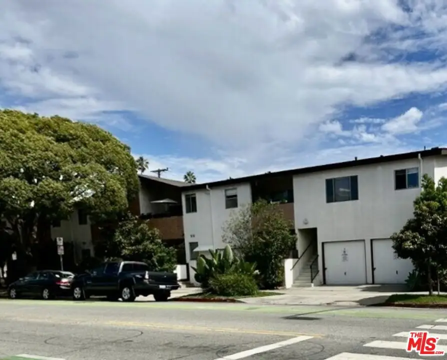 1301 11th Street, Santa Monica, CA 90401 - #2