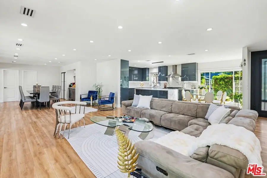 17409 Kinzie Street, Northridge, CA 91325 - #3