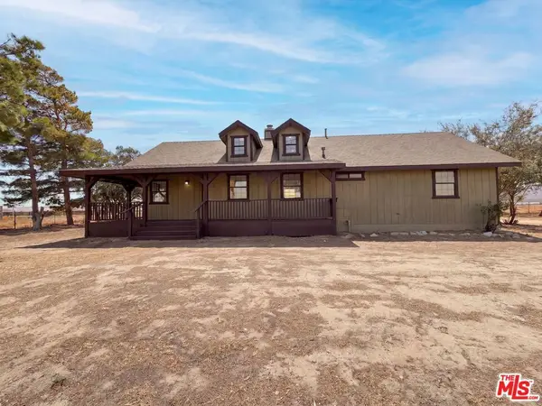 2359 100th Street, Rosamond, CA 93560