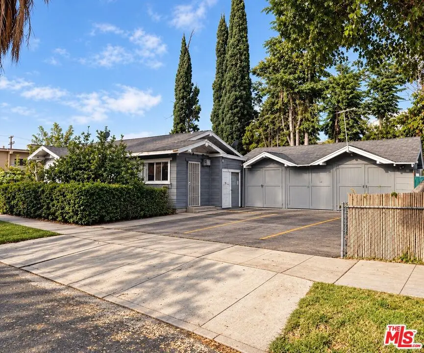 6411 Willis Avenue, Van Nuys, CA 91411 - #2