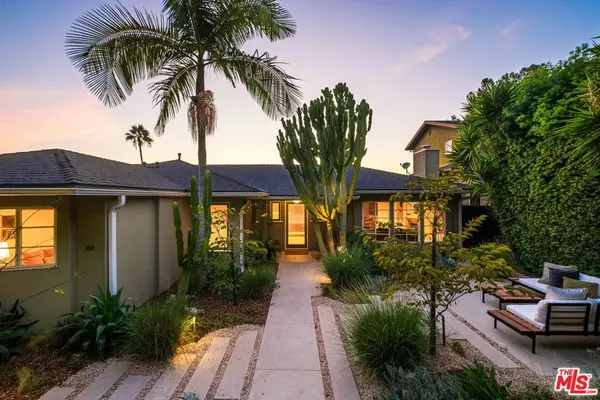 2111 Hollyvista Avenue, Los Angeles, CA 90027