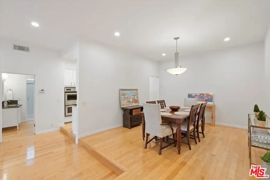 11947 Dorothy Street #203, Los Angeles, CA 90049 - #3