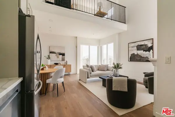 11011 Huston Street #212, North Hollywood, CA 91601