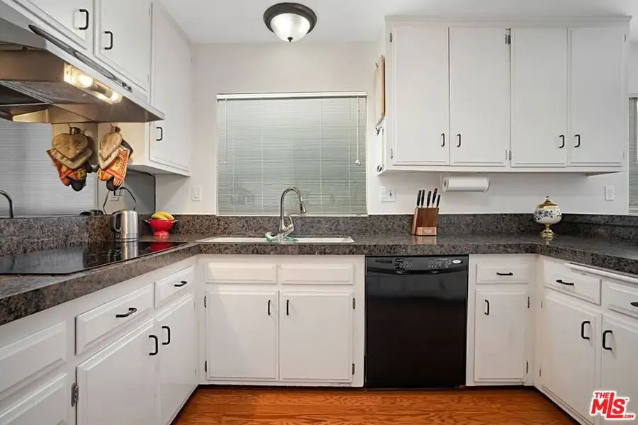 9330 Clifton Way #105, Beverly Hills, CA 90210 - #3