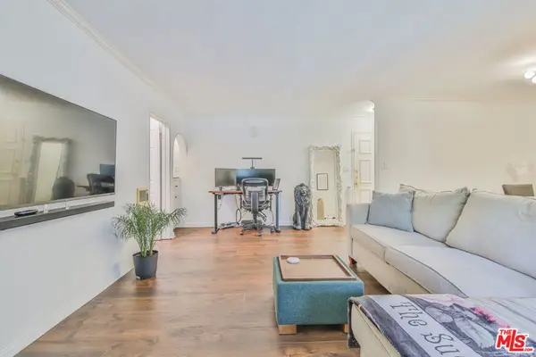 625 N Flores Street #102, West Hollywood, CA 90048