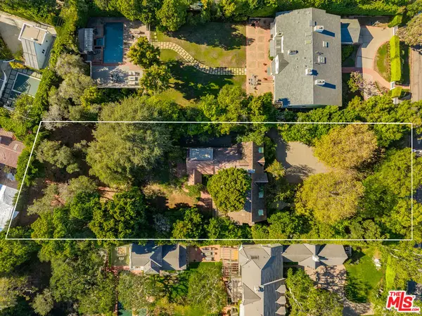 357 N Carmelina Avenue, Los Angeles, CA 90049