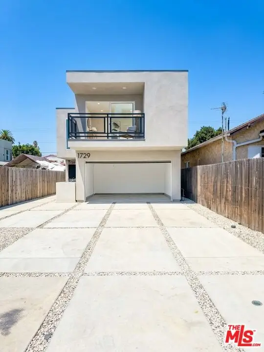 1729 W 36th Place, Los Angeles, CA 90018