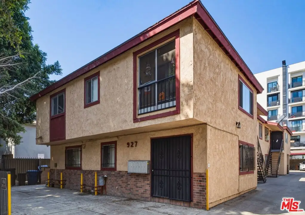 927 S Berendo Street, Los Angeles, CA 90006 - #1