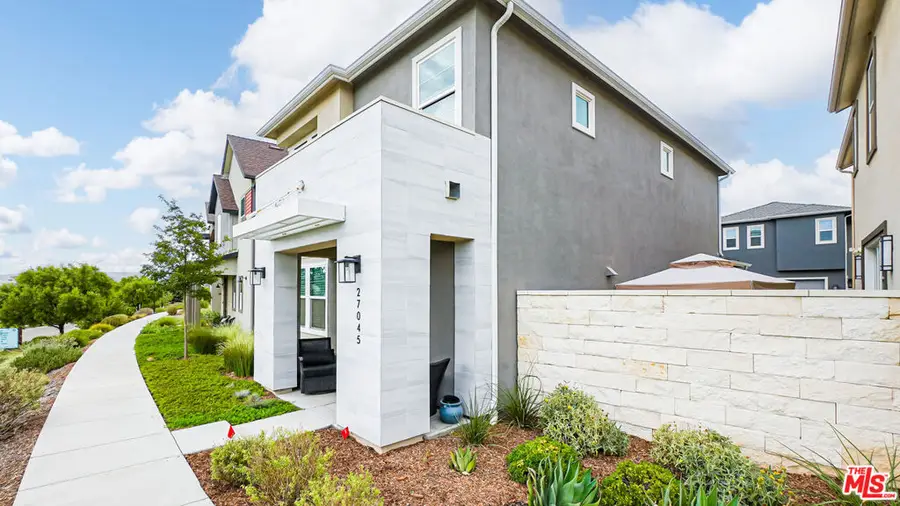 27045 Trail View Lane, Valencia, CA 91381 - #2