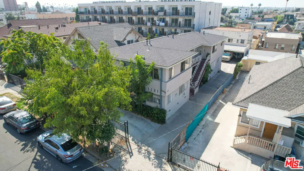 1121 S Mariposa Avenue, Los Angeles, CA 90006 - #1
