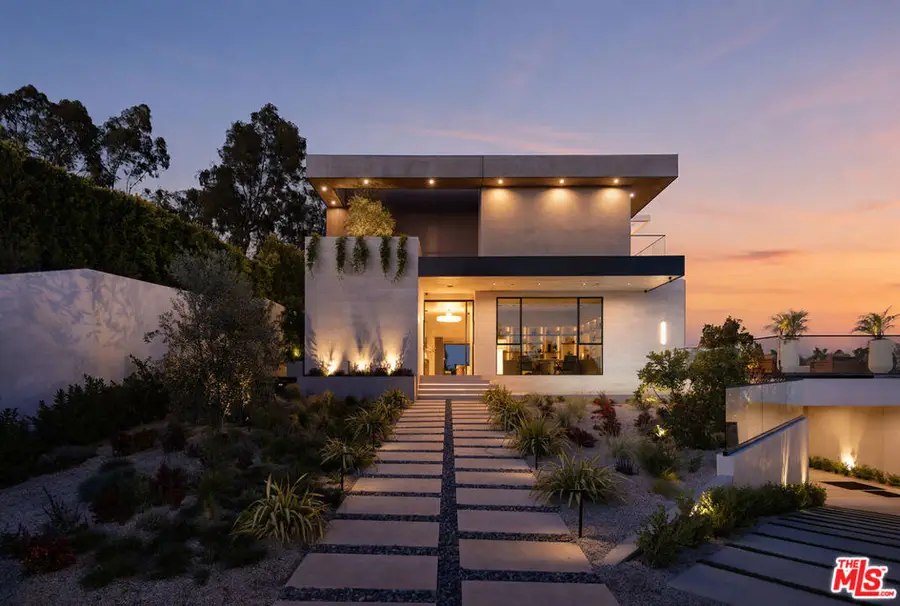 1210 Chickory Lane, Los Angeles, CA 90049 - #2