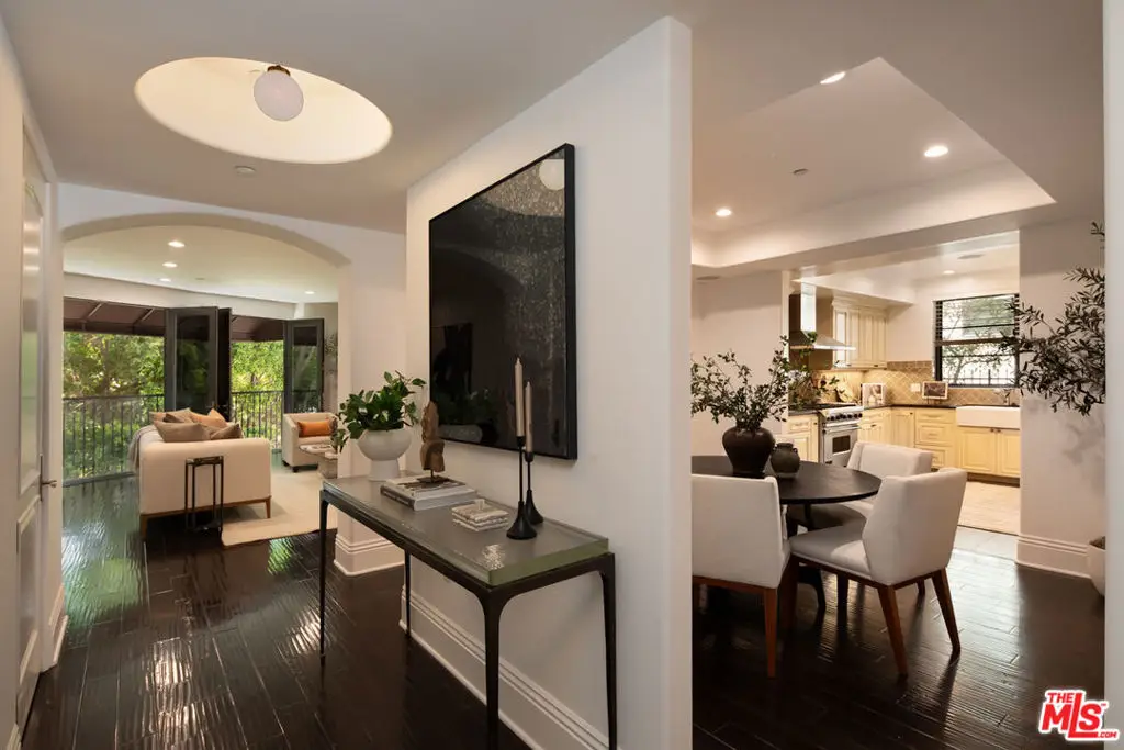 11715 Chenault Street #204, Los Angeles, CA 90049 - #1