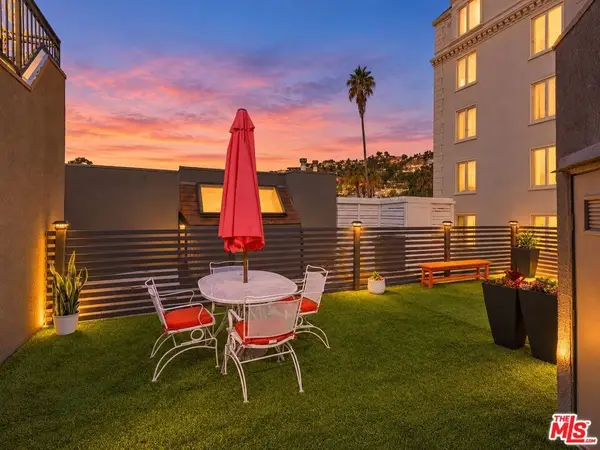 1412 N Crescent Heights Boulevard #203, West Hollywood, CA 90046