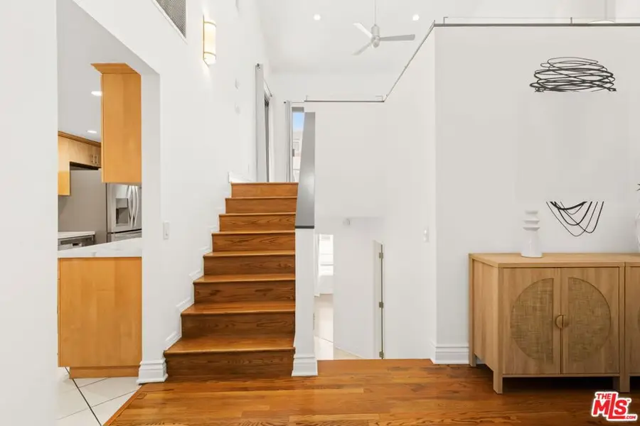 1222 N Kings Road #8, West Hollywood, CA 90069 - #2