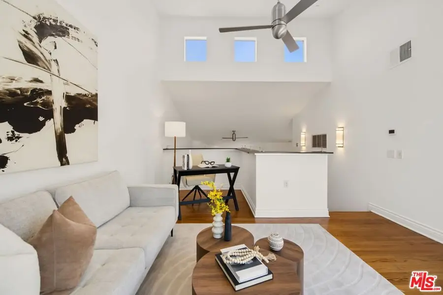 1222 N Kings Road #8, West Hollywood, CA 90069 - #3