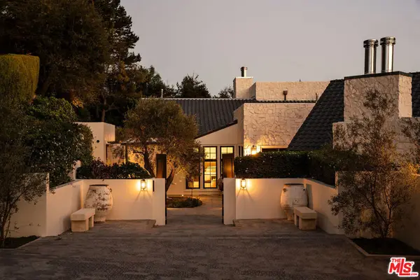 851 Strada Vecchia Road, Los Angeles, CA 90077