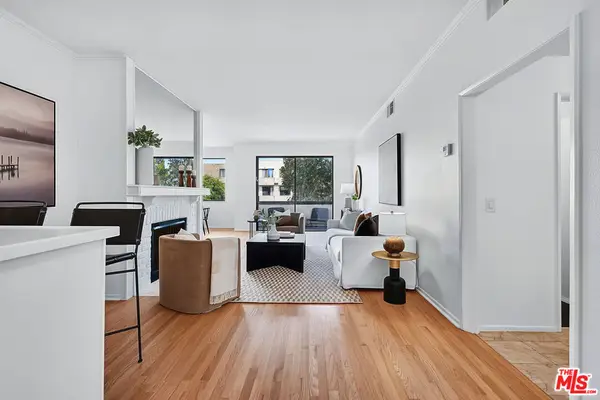 5100 Via Dolce #206, Marina Del Rey, CA 90292
