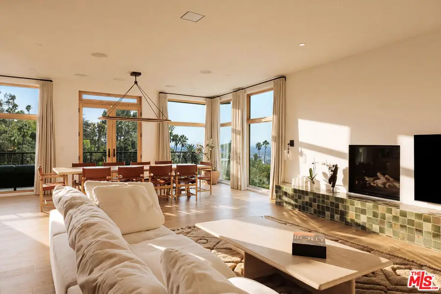 5698 Holly Oak Drive, Los Angeles, CA 90068 - #3