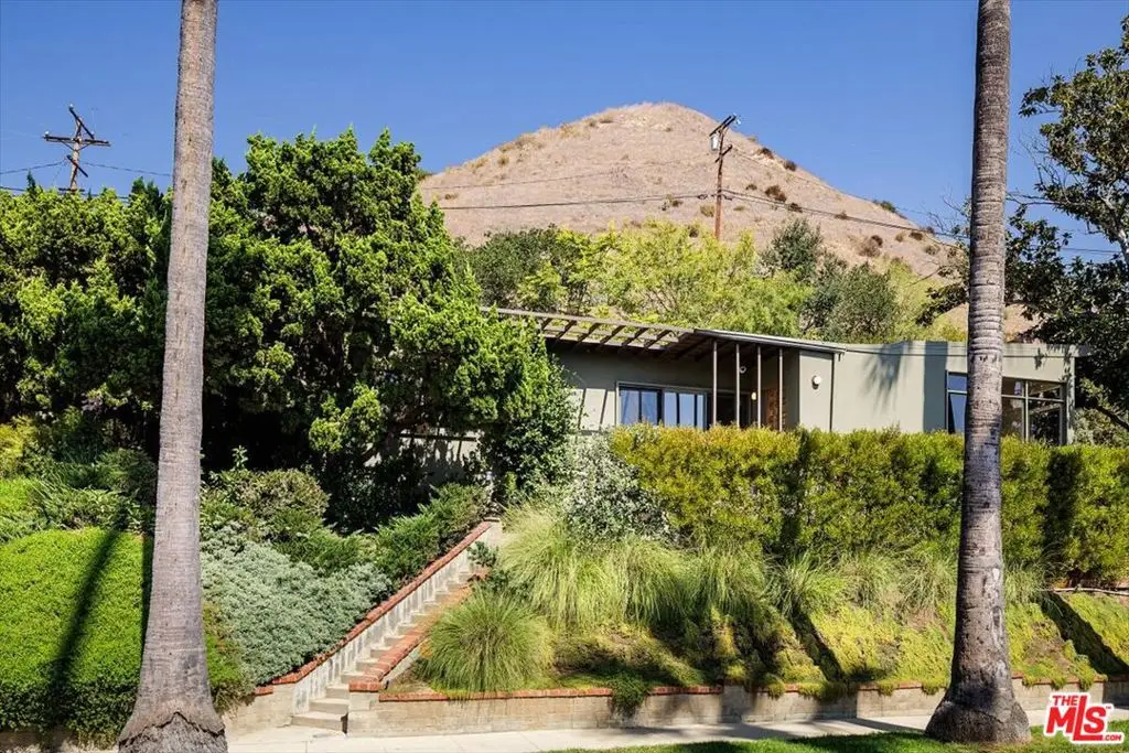 1011 W Mountain Street, Glendale, CA 91202 - #1