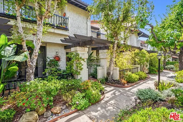 17204 Palisades Circle, Pacific Palisades, CA 90272