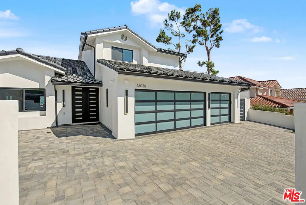 13038 Garris Avenue, Granada Hills, CA 91344 - #1
