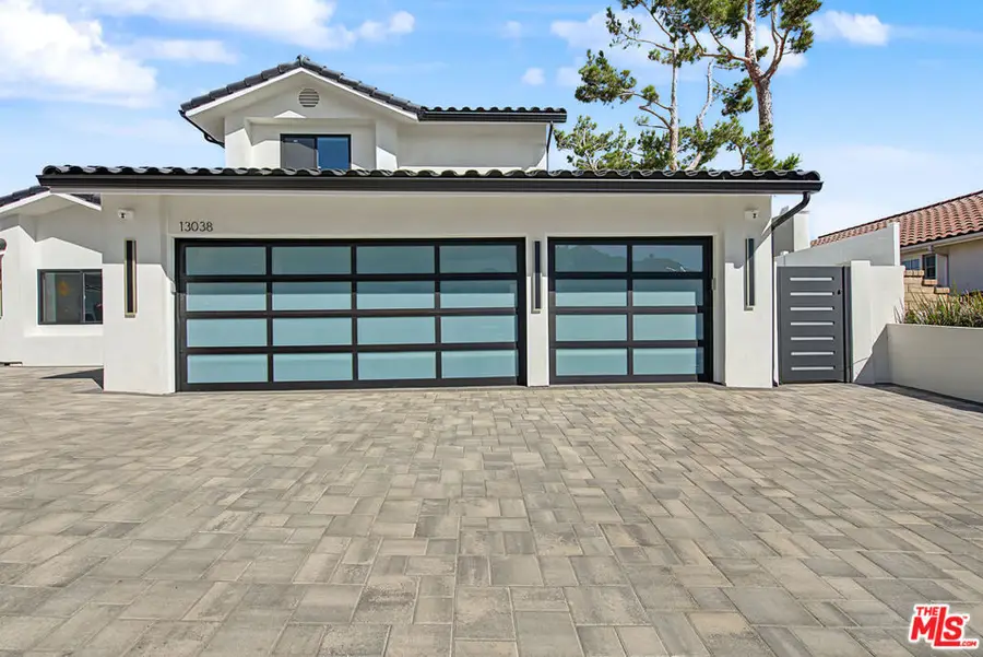 13038 Garris Avenue, Granada Hills, CA 91344 - #2