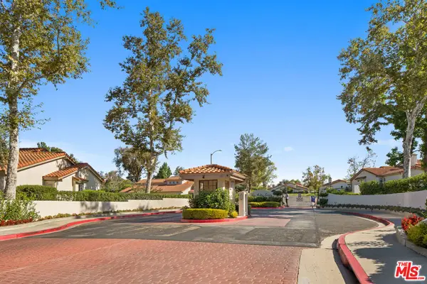 308 Pebble Beach Drive, Newbury Park, CA 91320
