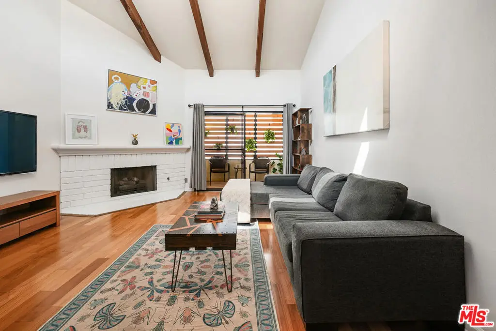 1250 Amherst Avenue #302, Los Angeles, CA 90025 - #1