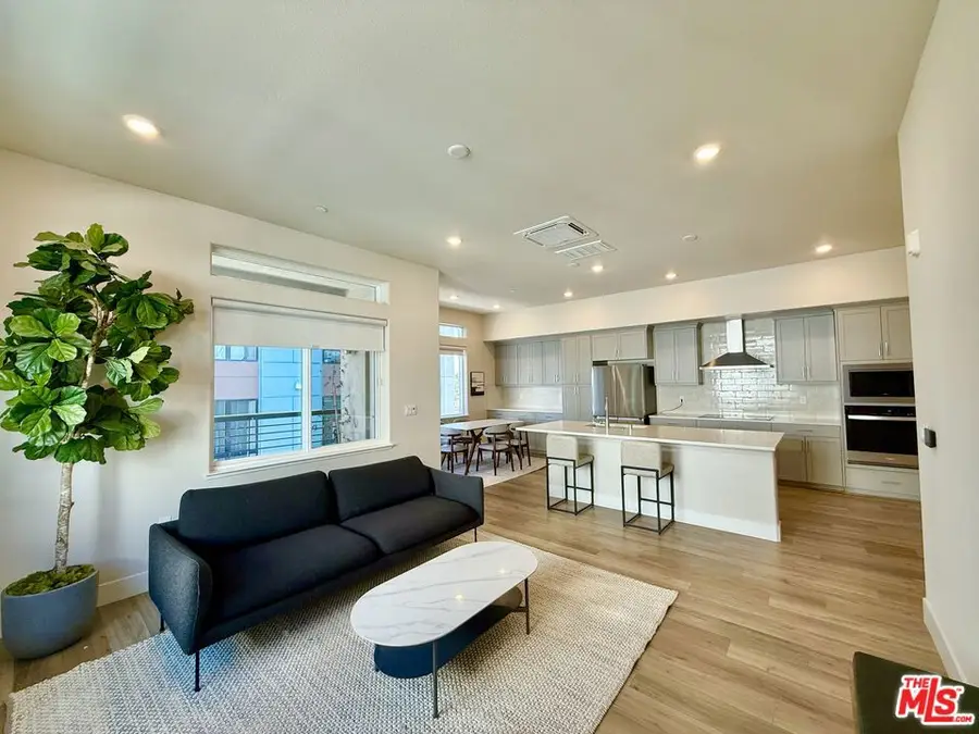 3356 Petunia Court #403, San Jose, CA 95117 - #2