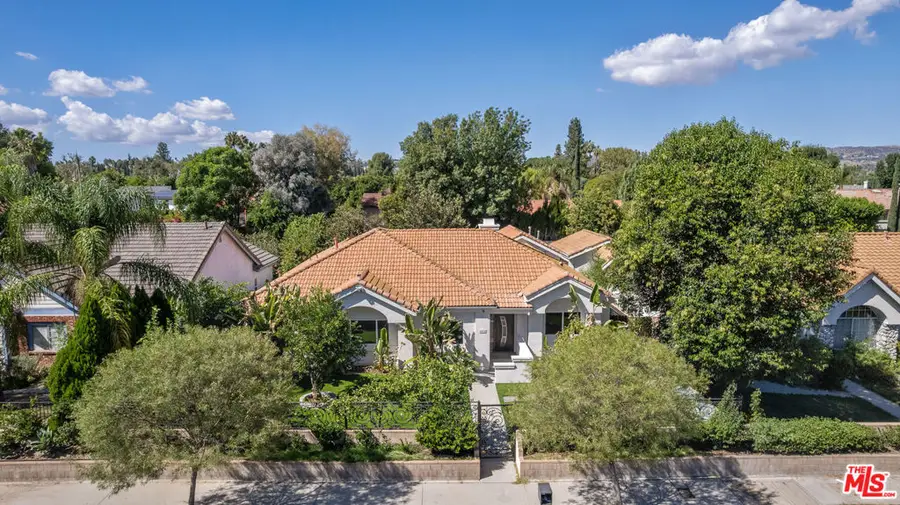 6243 Fallbrook Avenue, Woodland Hills, CA 91367 - #2